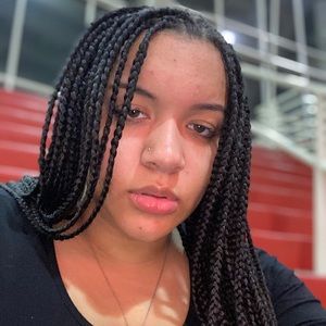 Meet your Posher, Ginelle